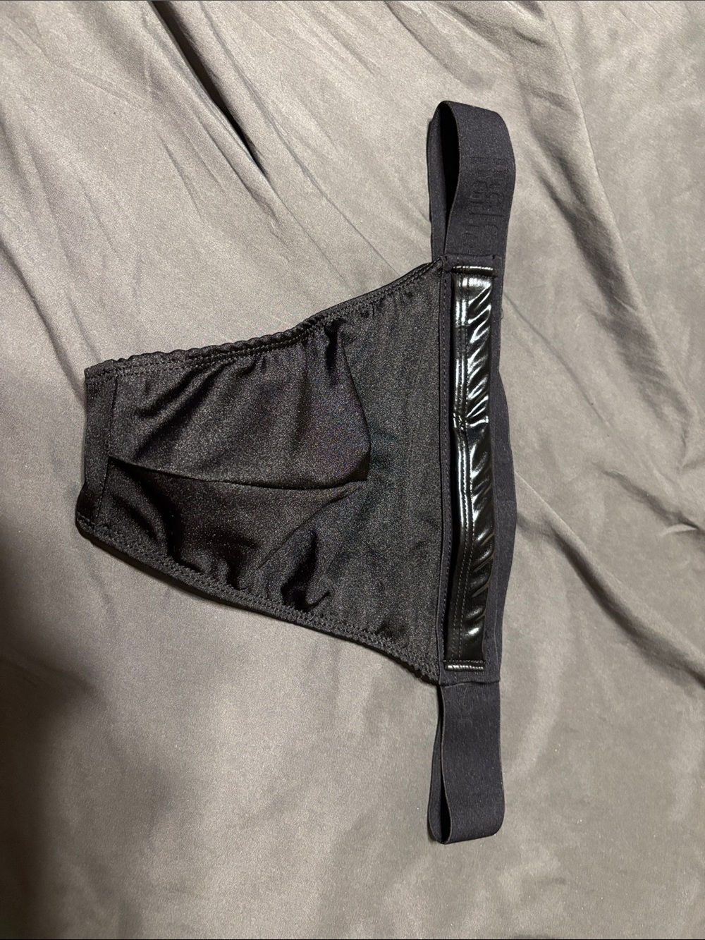 Men's Black tear away thong. (27)